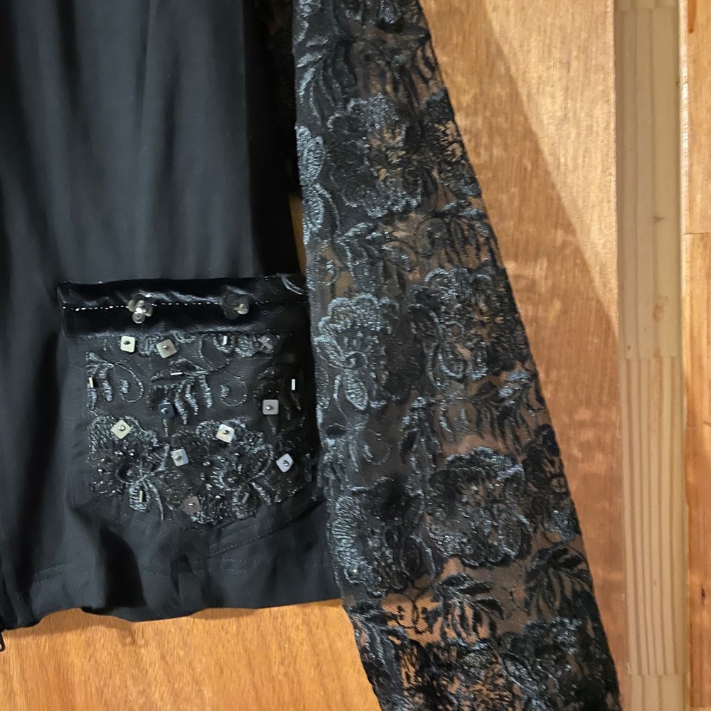 Surya Beautiful Black lace jacket with hood (OLCC)💕 - Picture 6 of 7